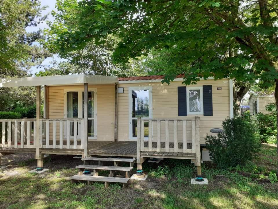Camping Le Vallage Attigny Exterior photo