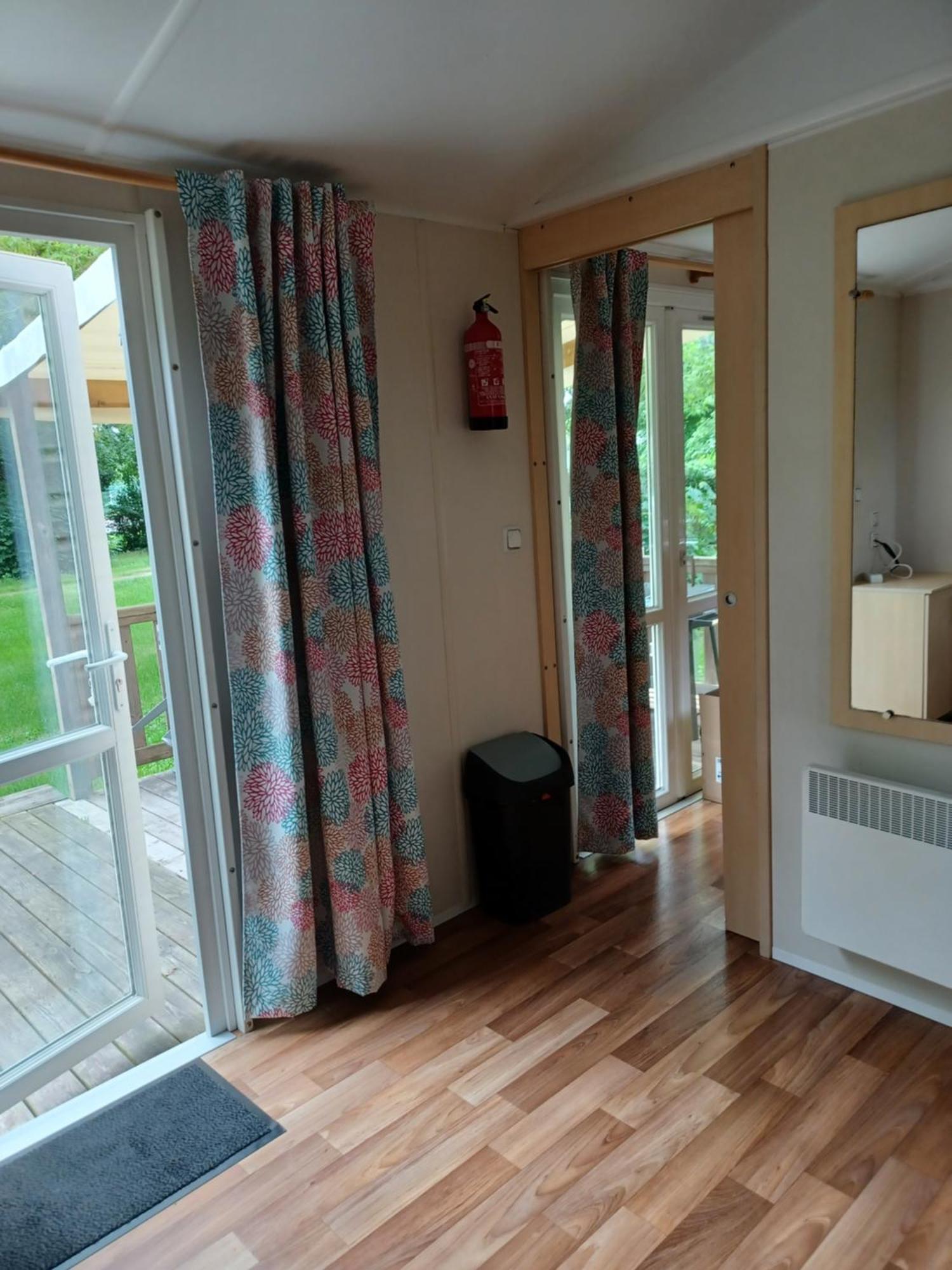 Camping Le Vallage Attigny Exterior photo